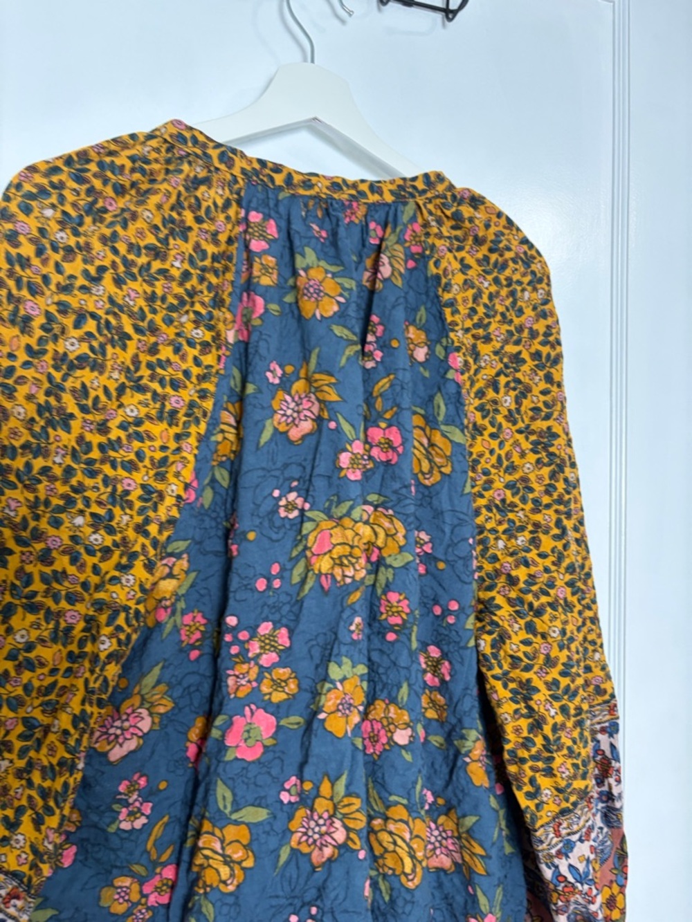 NATURAL LIFE blouse bohemian floral pattern and tassels - Picture 14 of 16